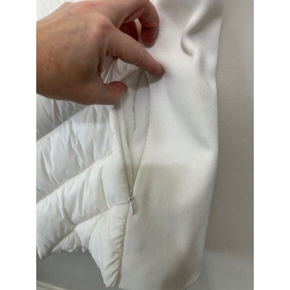 NWT Puffer Vest Quilted Hooded Zip Front White Jaclyn Smith Large - Picture 5 of 7